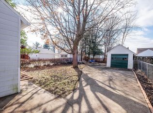 2544 Ridgewood Ave, Louisville, KY 40217