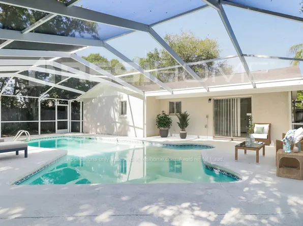 1034 Westwood Dr, Lutz, FL 33549