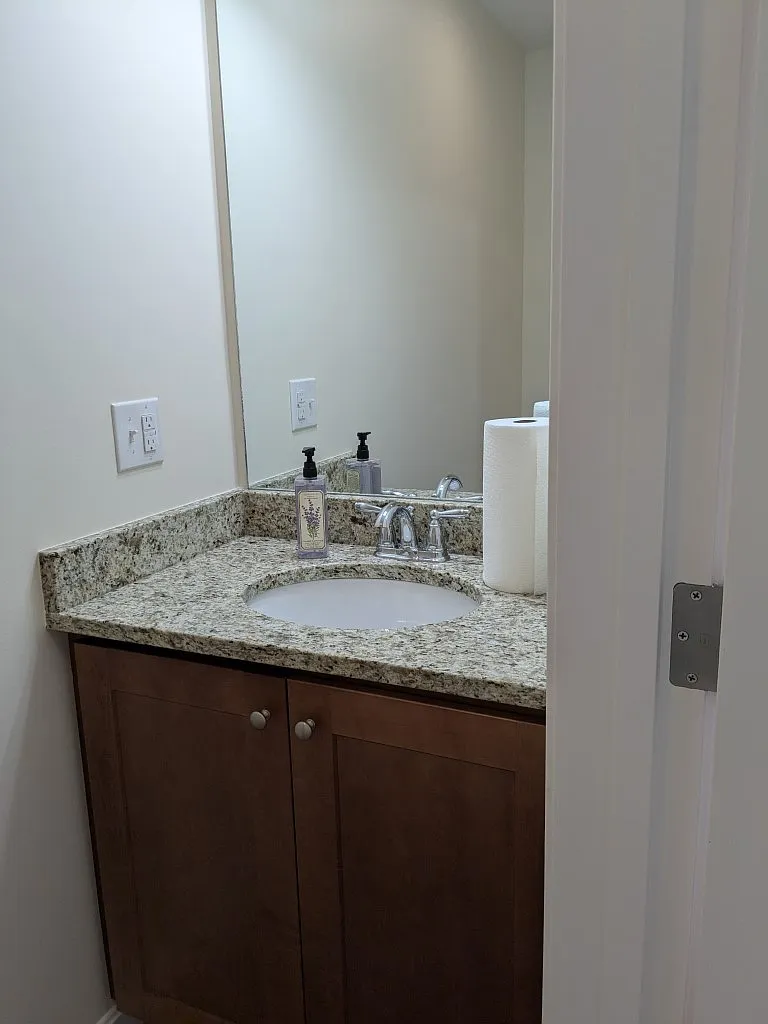 Rose Meadows — Photo 4
