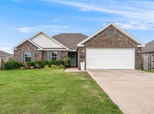 7533 Devonshire Ave, Springdale, AR 72762