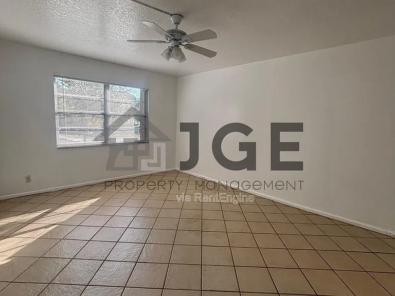 12600 Sw Ct #5-208L — Photo 10