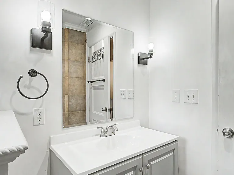 3529 Trimble Rd — Photo 41