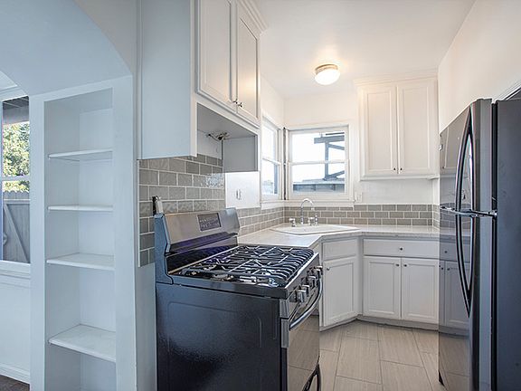 2nd image of 4130 1/2 Somers Ave