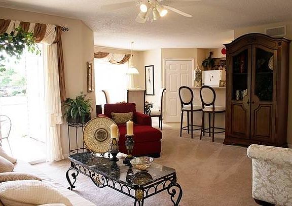 2nd image of 935 Ashbrooke Way APT 1321