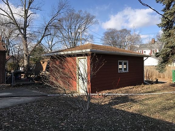 2nd image of 1221 Briargate Ave