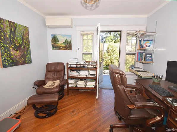 83-28 Abingdon Road image 17 of 34