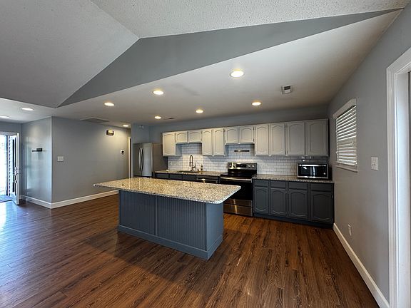 2nd image of 5141 Garden Meadow Dr