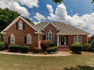 329 Harris Hills Dr, Athens, GA 30607