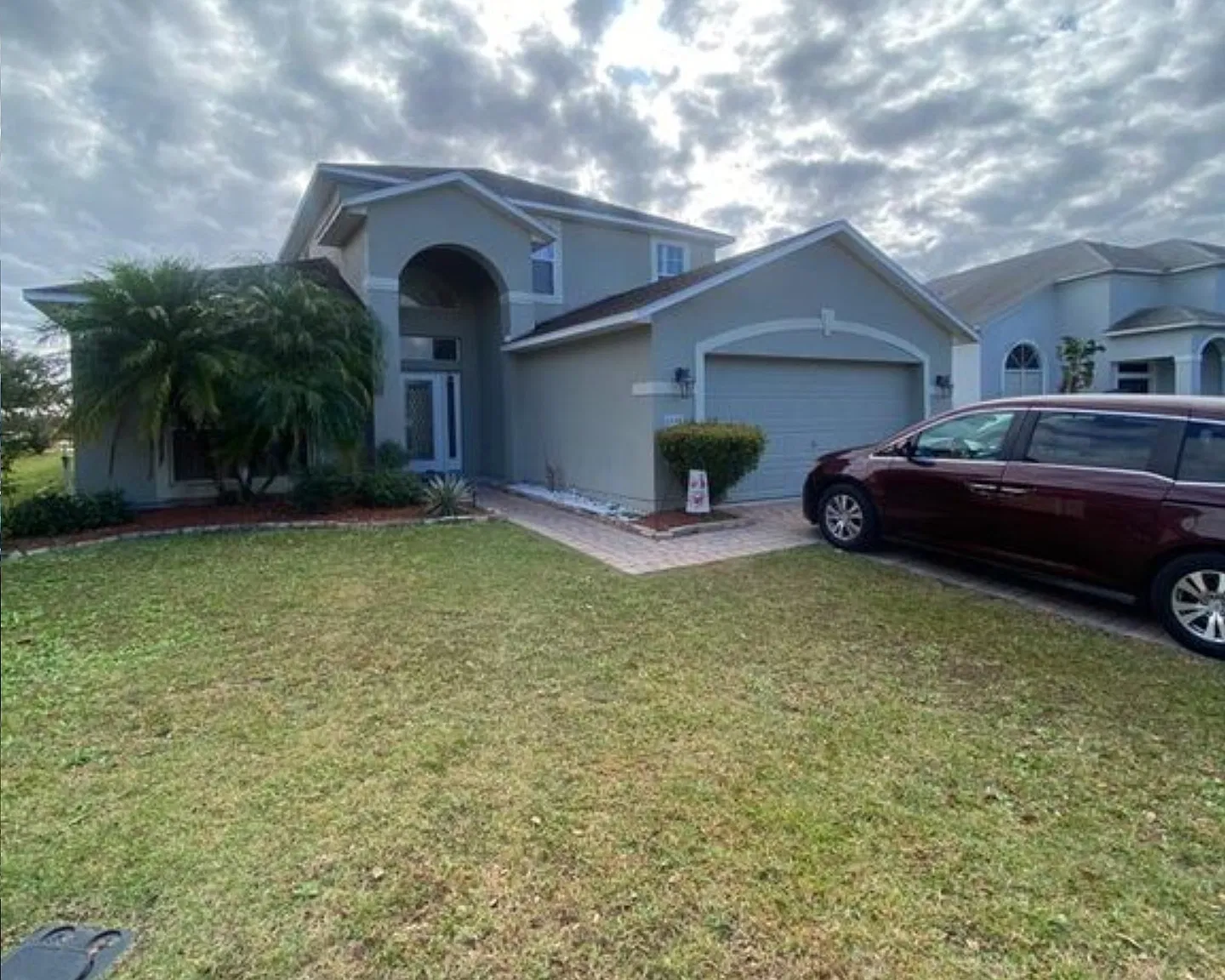 4 bed, 2.5 bath, 2528 sqft, $3,000 — Photo 3