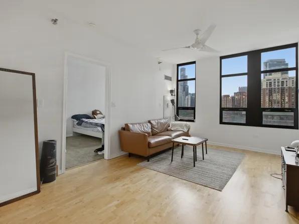 1255 S State St #901S, Chicago, IL 60605