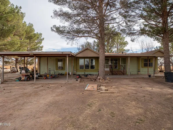255 Windgail Rd, Clint, TX 79836