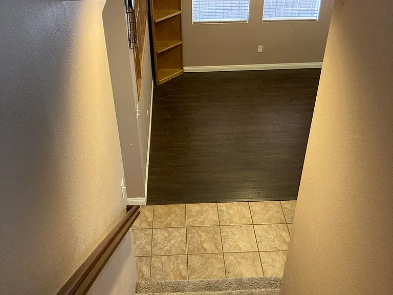 1668 Julia Way — Photo 14