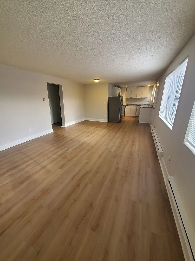 Warm & Cozy 2 Bedroom Condo for Rent in Lynnwood — Photo 3