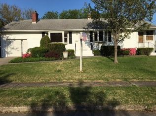 14 Elgin Rd, Milford, CT 06460