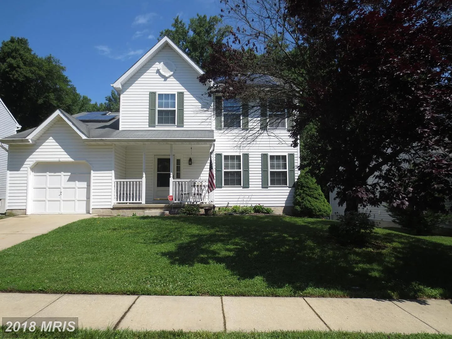 686 Angel Dr photo 1