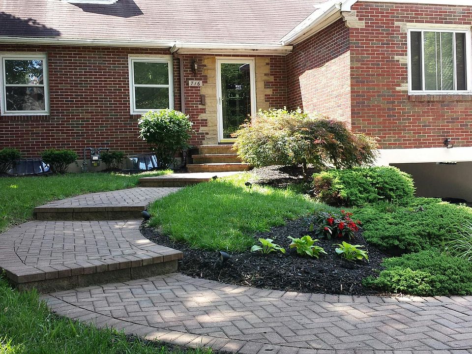 1st image of 716 Wicklow Pl