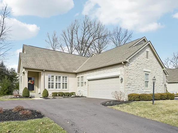 6222 Langton Cir, Westerville, OH 43082