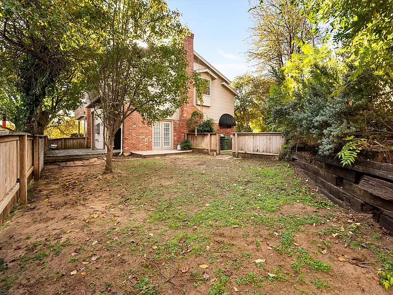 2312 Perkins Rd — Photo 27