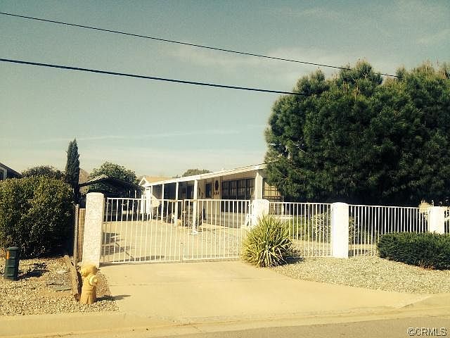 1st image of 34922 Lyn Ave