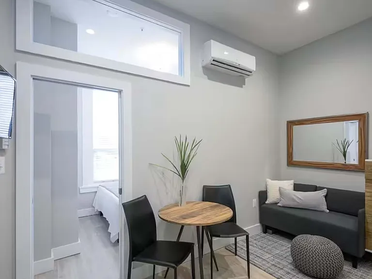 2110 R St NW #101 — Photo 1