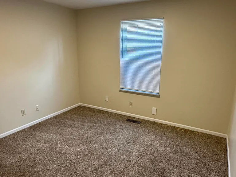 415 Ridgewood Ln #2 — Photo 25