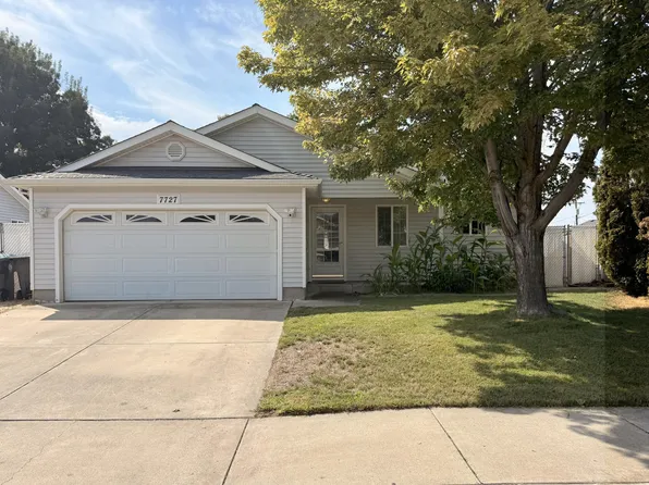 7727 Wilson Way, White City, OR 97503