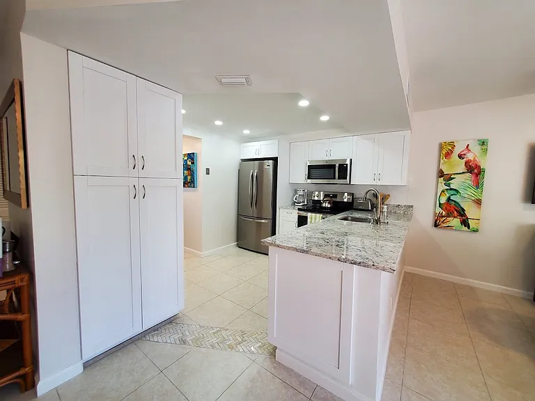 1605 S US Highway 1 #F203 — Photo 6