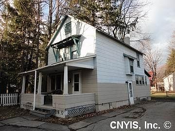 2nd image of 48 1/2 Union St