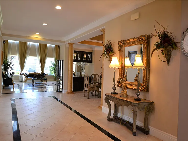 5303 Fenwick Way Ct — Photo 4
