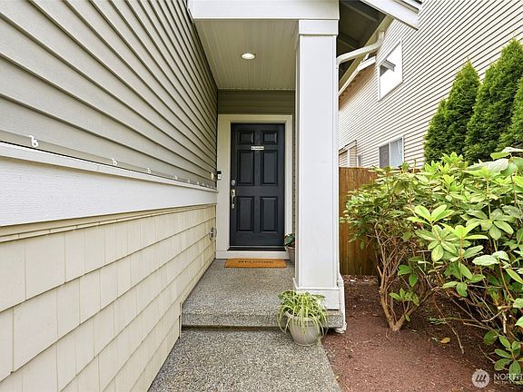 4th image of 12716 12 Avenue SE