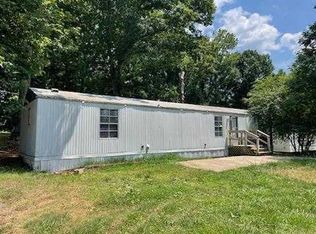 7232 Magnolia Ln, Randleman, NC 27317