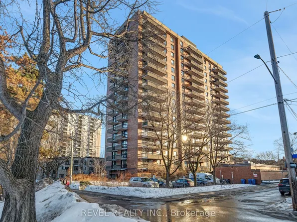 20 The Driveway #1403, Ottawa, ON K2P 1C8