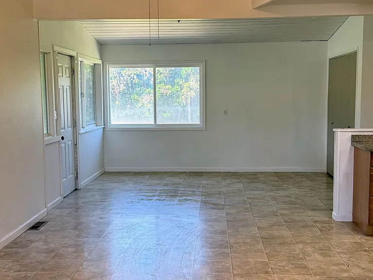 51 Basalt Way — Photo 4