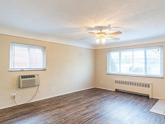5th image of 3598 Robroy Dr #3585-02