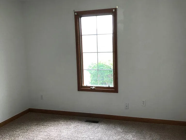 2726 Bearberry Ct — Photo 8