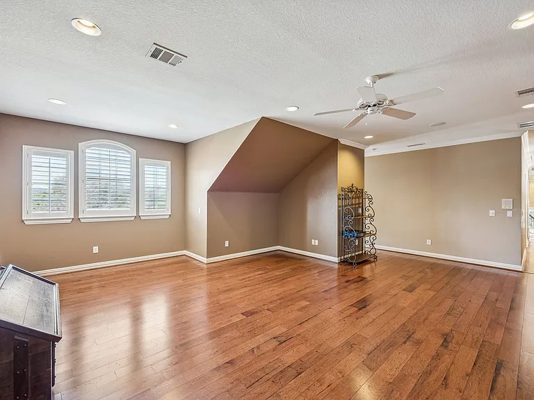 5012 Kirkland Ct — Photo 28