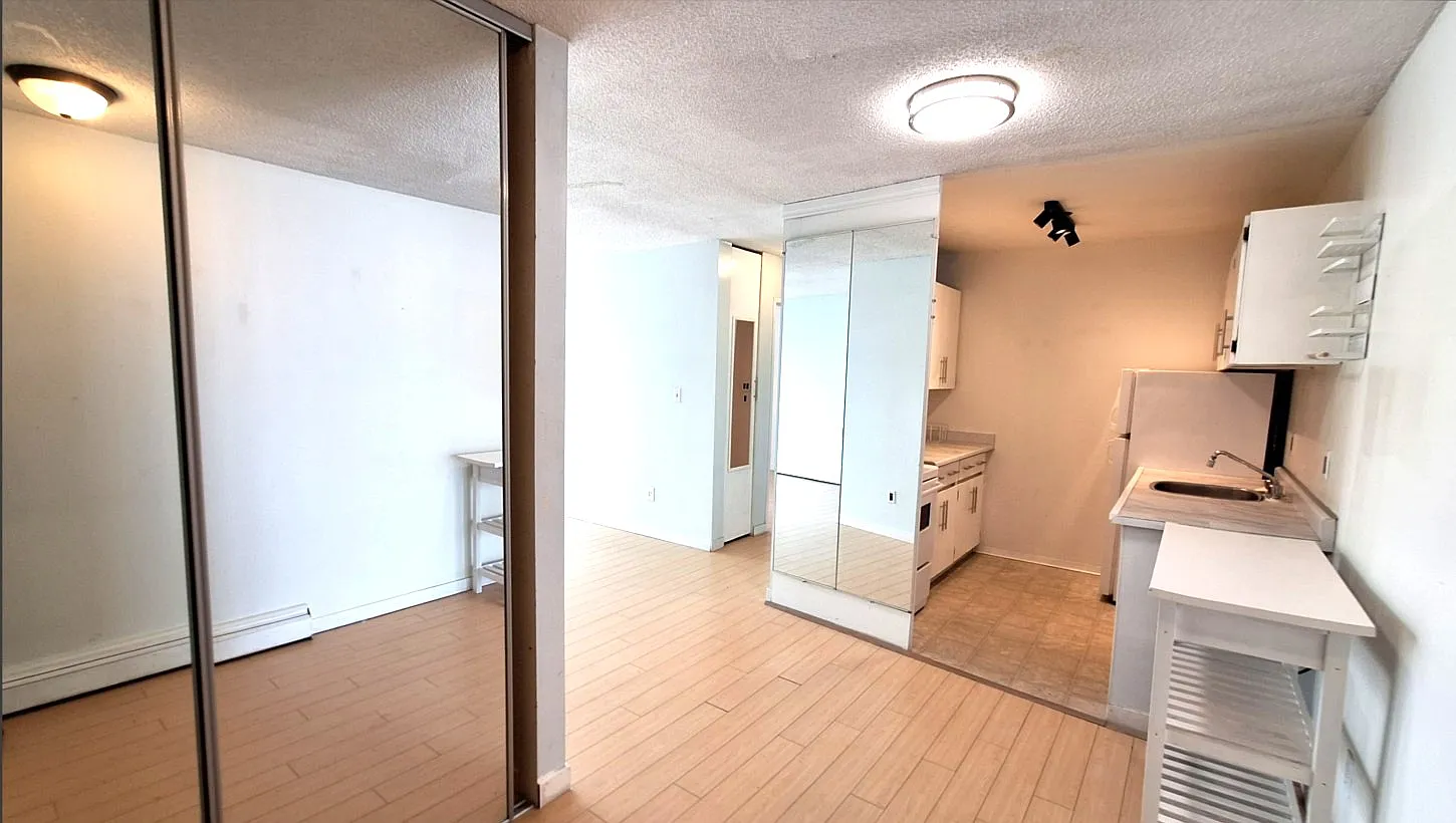 1 bed, 700 sqft, $1,748 — Photo 4