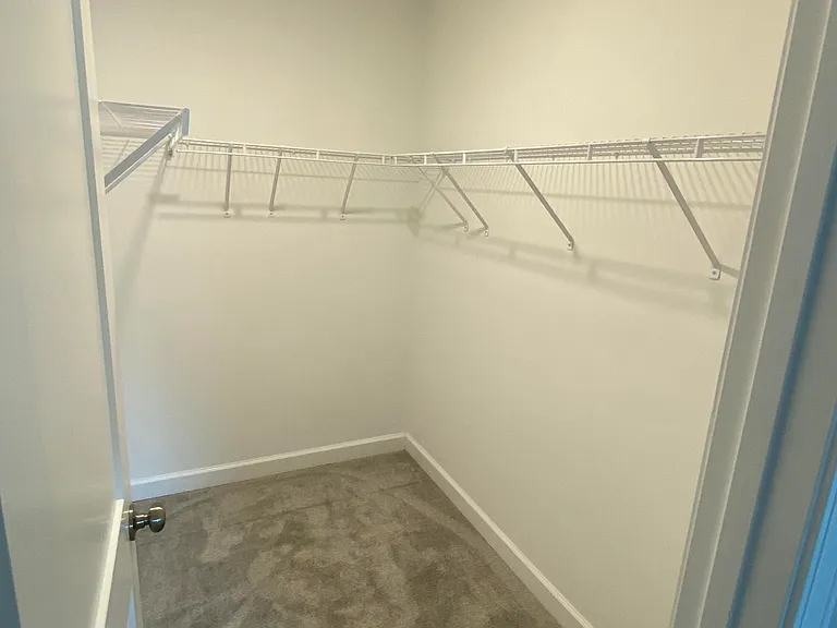 155 Lincoln Place Cir — Photo 11