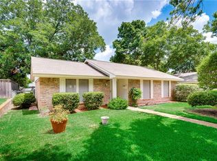 365 Rollingridge Ln, Garland, TX 75043