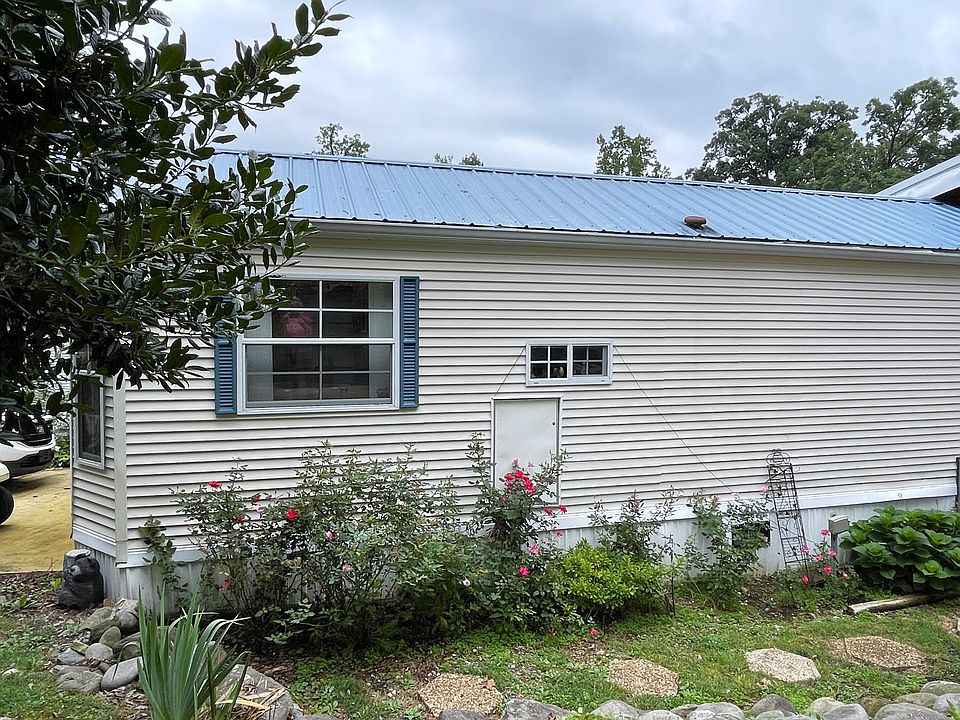 5355 Parkway E Cosby, TN, 37722 Apartments for Rent Zillow