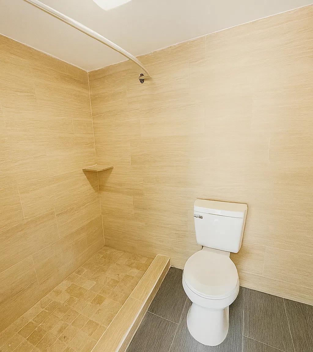 2100 Cassandra Ln — Photo 3