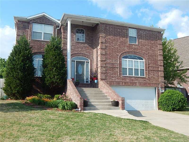 1st image of 6121 W Pleasant Dr