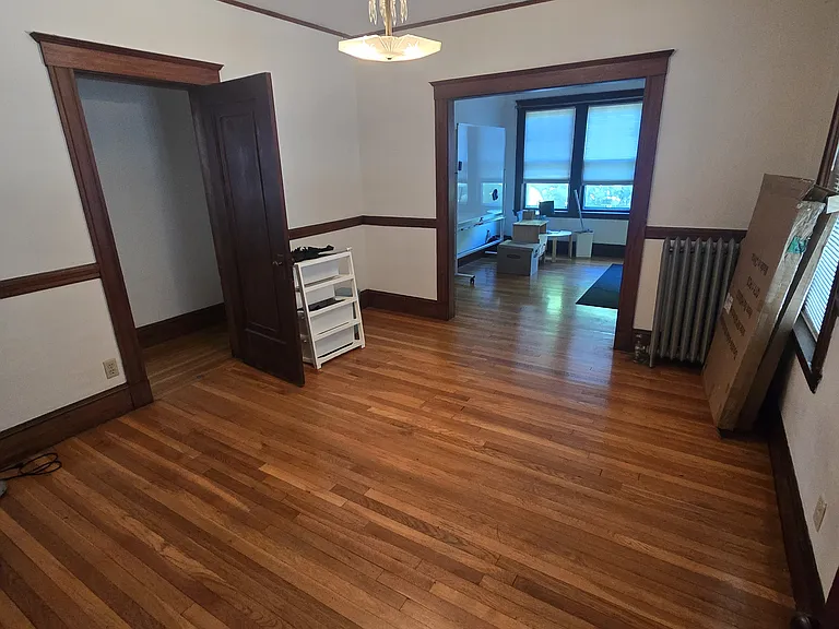 81-83 Adamson St #1 — Photo 6