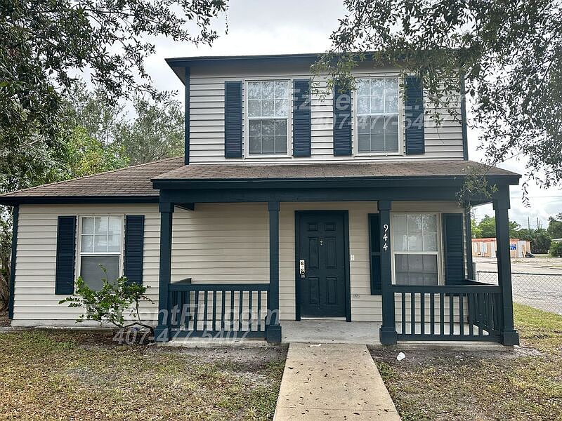 1st image of 944 9th St