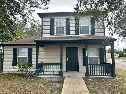 944 9th St Photo 1