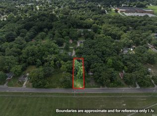 52625 Emmons Rd, South Bend, IN 46637