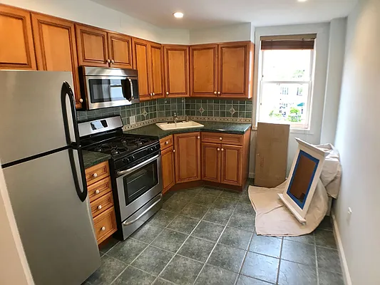 Rented by Rapid Realty Sunset Park Inc | media 34