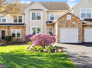 142 Canterbury Ln, Blue Bell, PA 19422