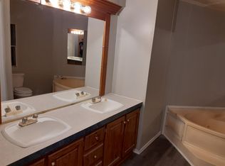 2051 Williams Dr, Choctaw, OK 73020