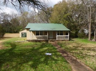 947 Washington St, Macon, MS 39341